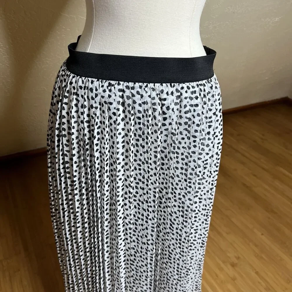 3/$25 Rachel Zoe Black White Dot Pleated Midi Skirt Womens M